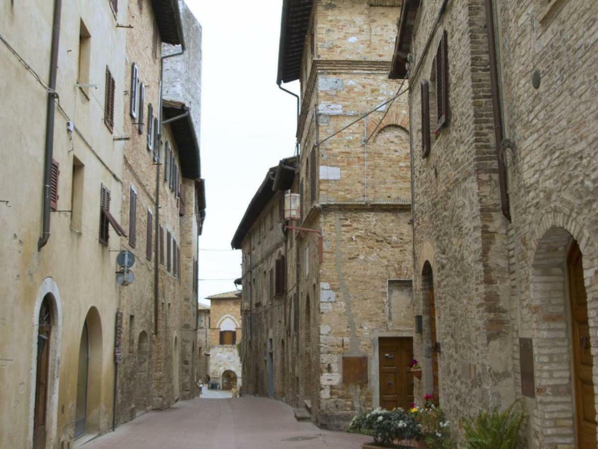Il Prunello - Una Casa Tra Le Torri San Gimignano Exterior photo