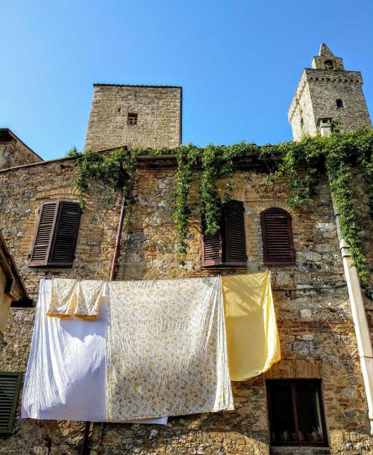 Il Prunello - Una Casa Tra Le Torri San Gimignano Exterior photo